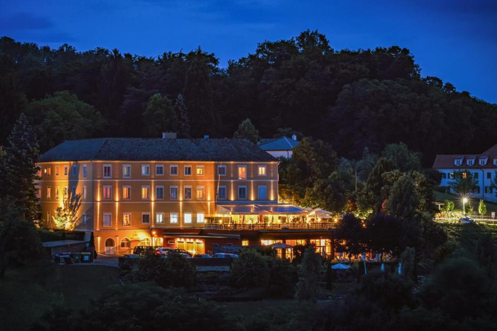 Hotel Stenitzer Bad Gleichenberg Exterior photo